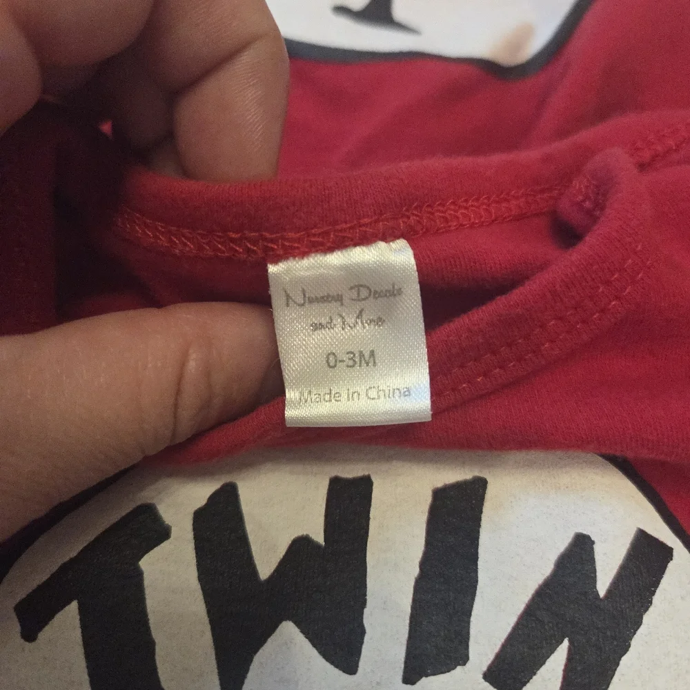 Baby Clothes TWINS Lot - Picture 9 of 16
